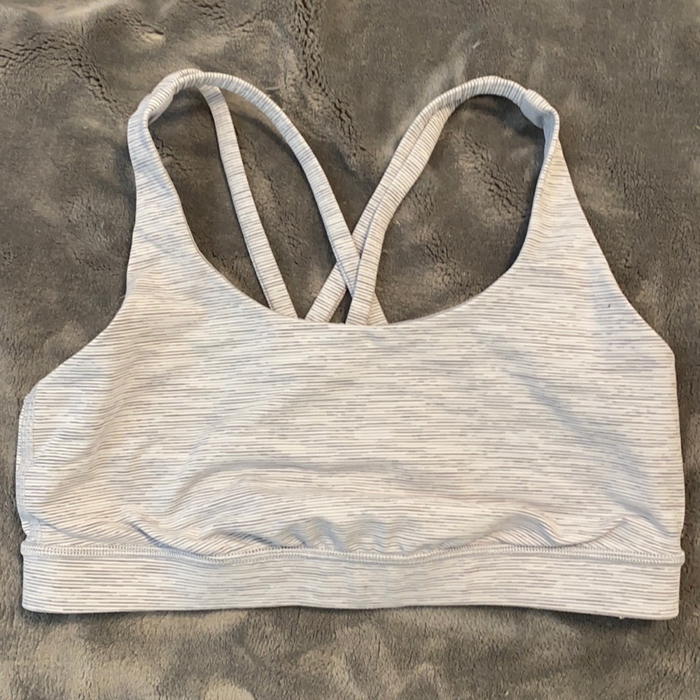 Lululemon sports bra